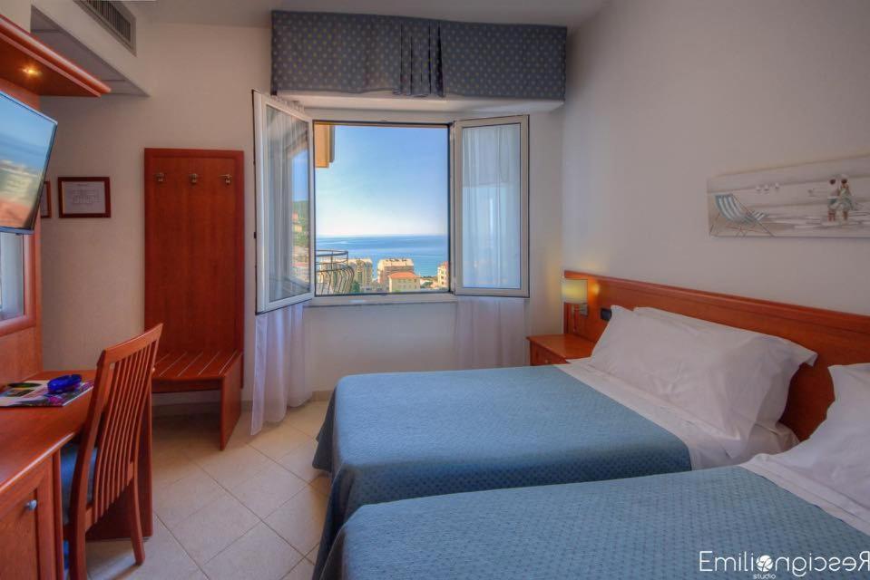 Hotel Noris Finale Ligure Exterior foto