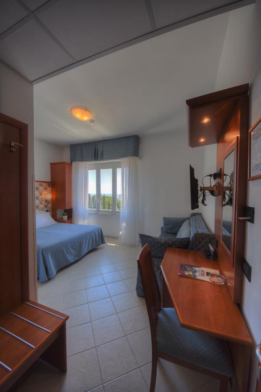 Hotel Noris Finale Ligure Exterior foto